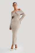 Vera™ | VESTIDO MIDI HOMBROS DESCUBIERTOS DE PUNTO ESPONJOSO