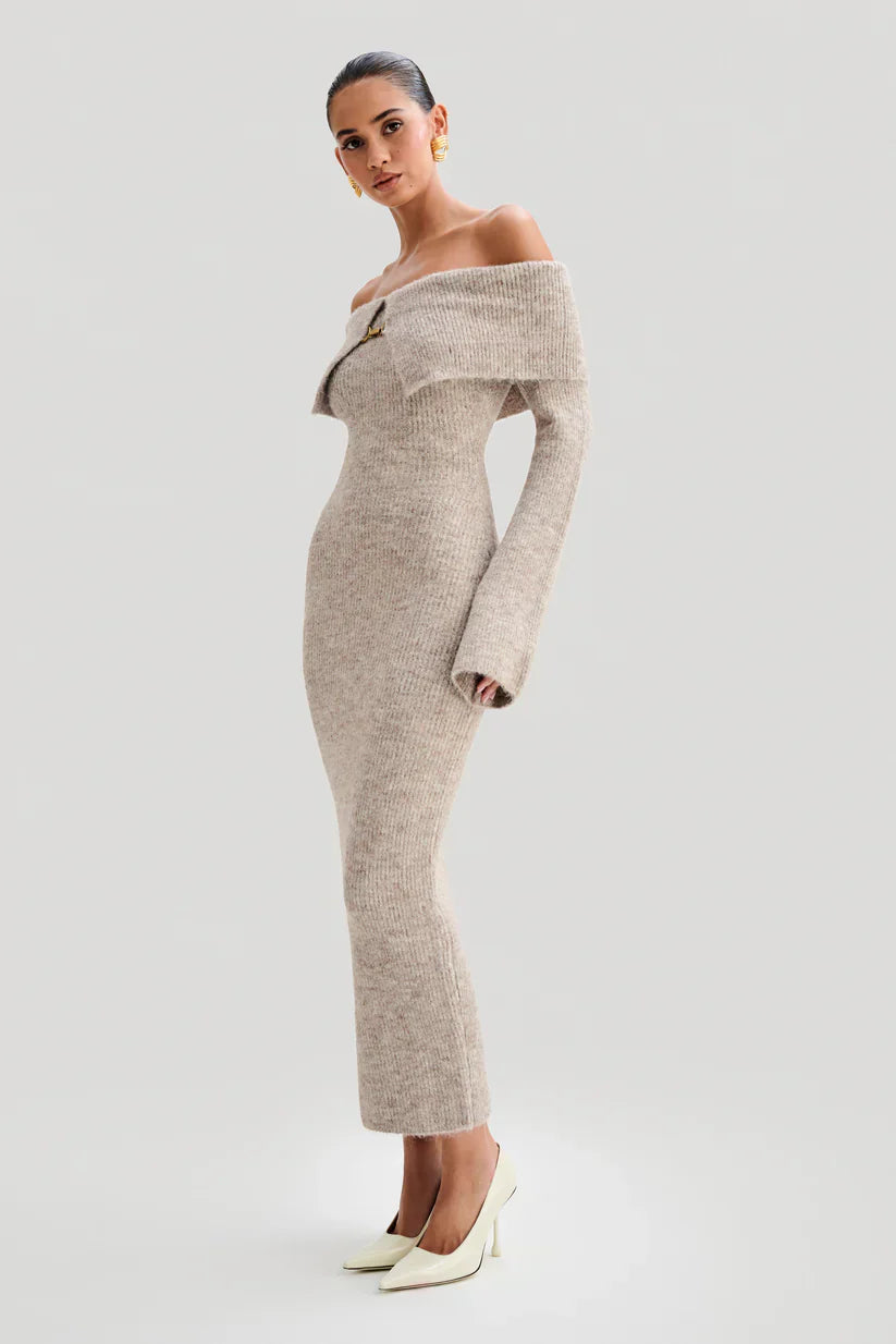 Vera™ | VESTIDO MIDI HOMBROS DESCUBIERTOS DE PUNTO ESPONJOSO