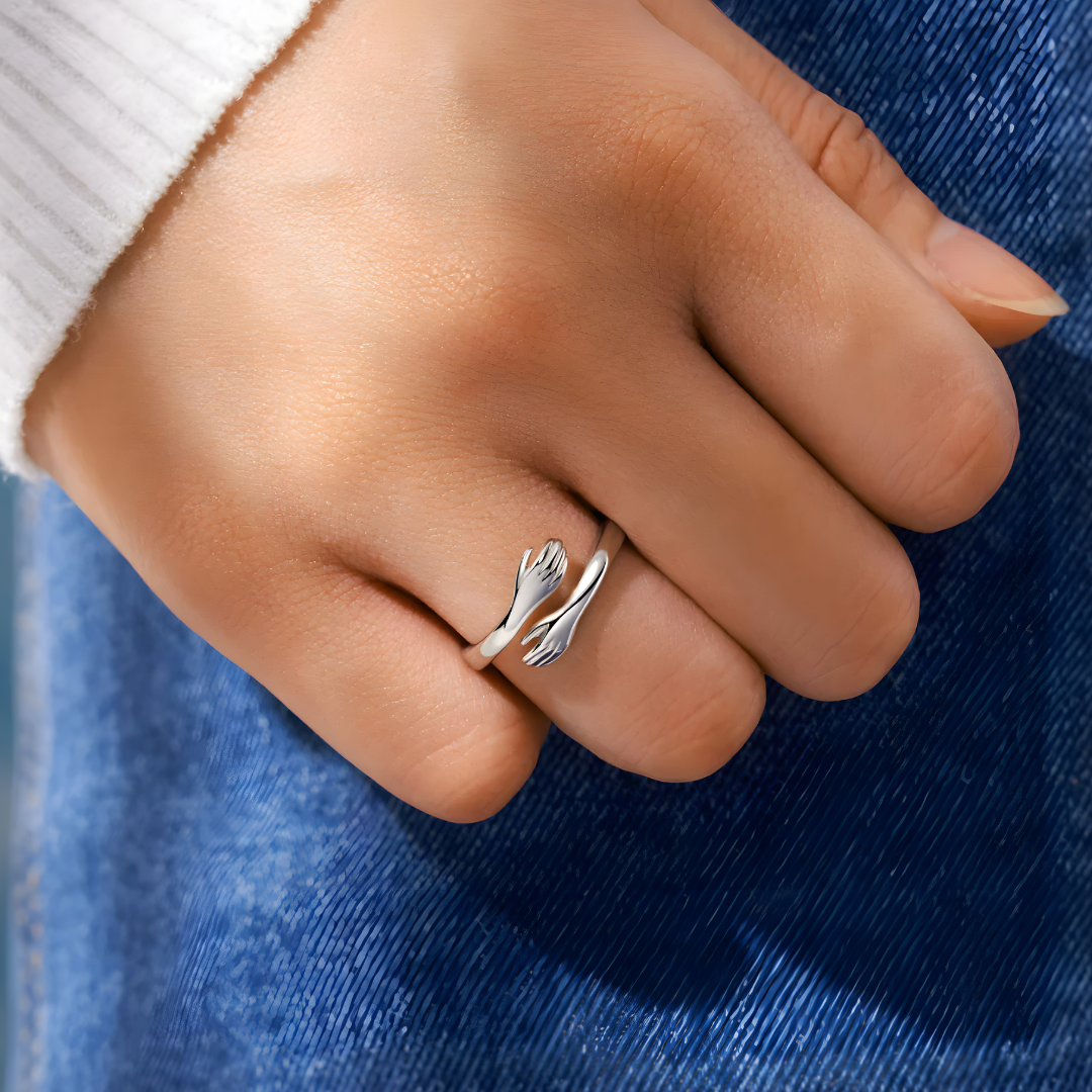 Anillo Abrazo Infinito