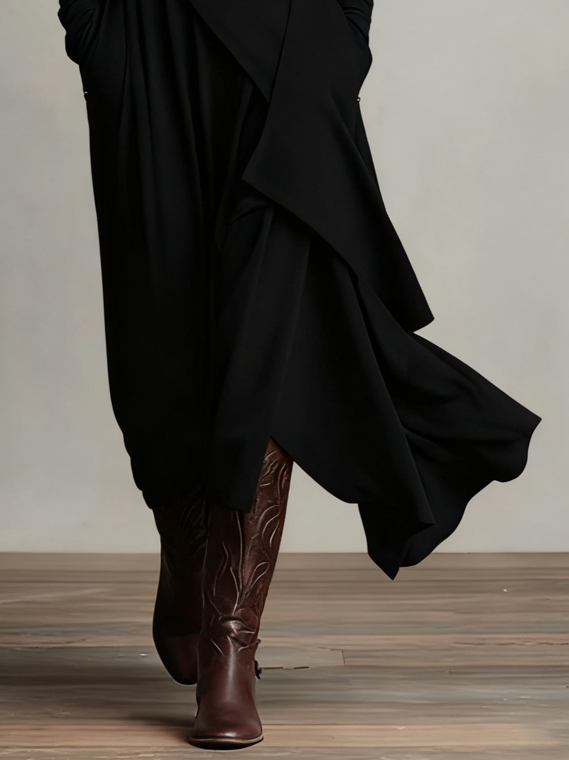 Giorgia™ | VESTIDO MAXI PLISADO ASIMÉTRICO