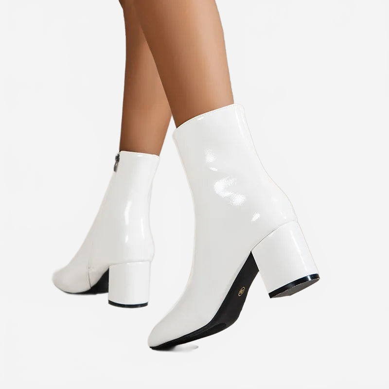 VILLAGE™ | TACONES DE CUERO