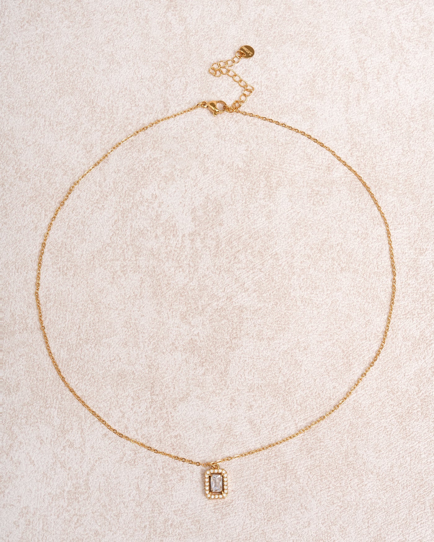 Fabiola™ | COLLAR
