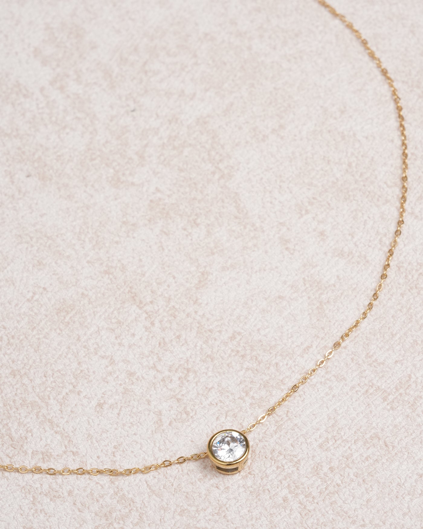 Emilia™ | COLLAR