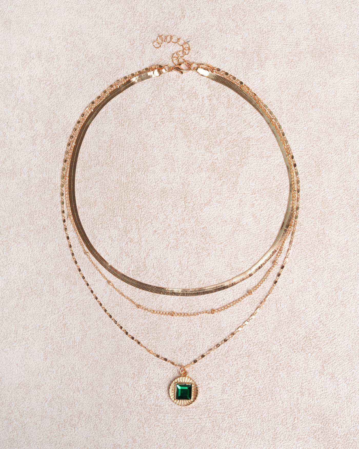 Camila™ | COLLAR